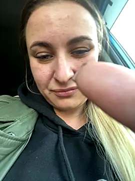 OlgaBuzzz online show from October 2025 11:01:01 AM