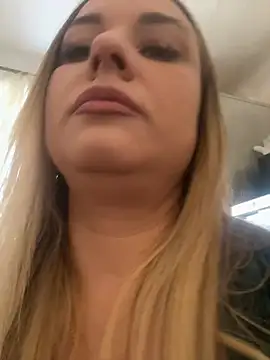 OlgaBuzzz online show from February 2025 05:23:02 AM