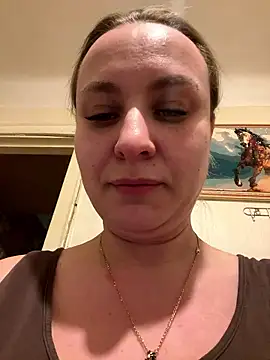 OlgaBuzzz online show from January 2026 01:37:01 PM