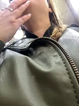 OlgaBuzzz online show from March 2025 05:45:02 AM