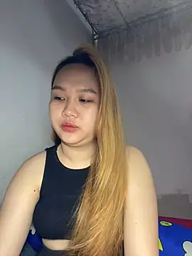 Snapshot of Odette68 chatting on June 2026 12:00:02 AM Odette68 online show from June 2026 12:00:02 AM