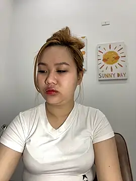 Odette68 online show from March 2026 11:44:01 PM