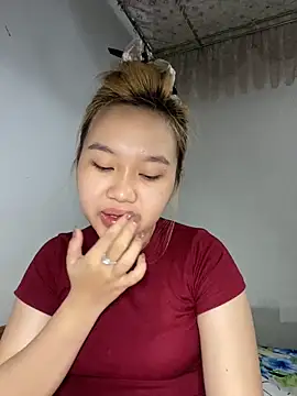 Odette68 online show from May 2026 11:57:01 PM