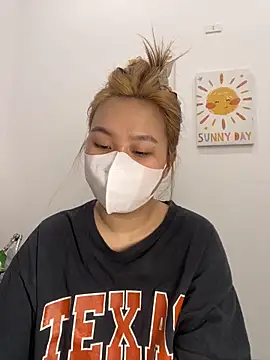 Odette68 online show from April 2026 03:44:02 AM