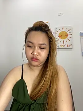 Odette68 online show from March 2026 12:25:01 AM