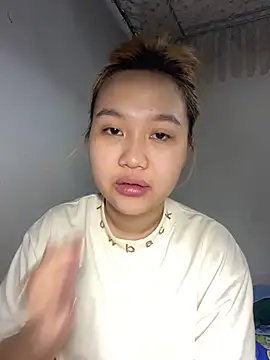 Odette68 online show from May 2026 12:20:02 AM