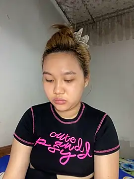 Odette68 online show from May 2026 12:51:01 AM