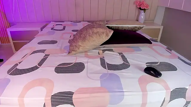 Littleolivia  online show from March 2026 03:16:02 PM