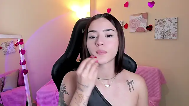 Veronica isaza   online show from March 2025 01:26:02 PM
