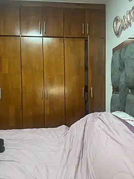 Veronica isaza   online show from February 2026 12:28:02 PM