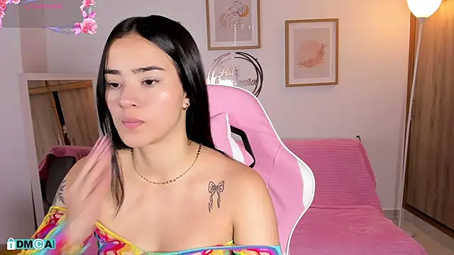 Veronica isaza   online show from October 2025 01:20:01 PM