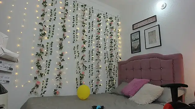 Debora brown online show from January 2025 12:01:01 AM