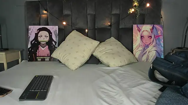 AmbarHills 1 online show from April 2026 11:36:01 AM