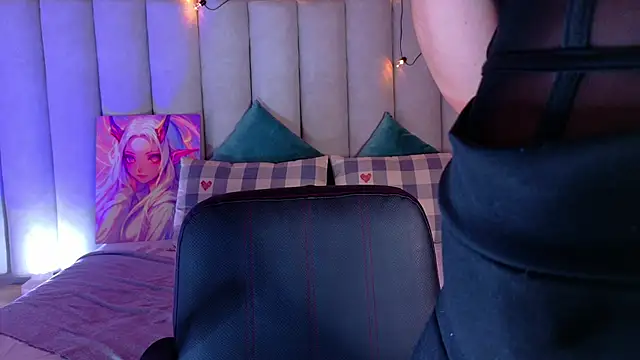 Snapshot of AmbarHills_1 chatting on October 2025 11:31:02 AM AmbarHills 1 online show from October 2025 11:31:02 AM