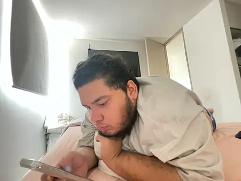 chavarro889 online show from February 2025 07:49:01 PM