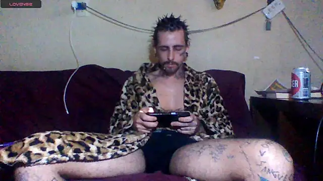 Snapshot of sellvageria chatting on July 2026 07:11:02 PM sellvageria online show from July 2026 07:11:02 PM