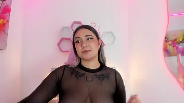  Ameliie online show from March 2025 06:52:01 PM