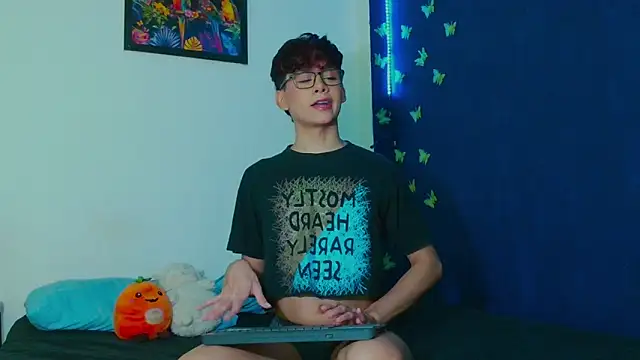 Snapshot of arnold_laurent_ chatting on October 2025 07:19:02 AM arnold laurent online show from October 2025 07:19:02 AM