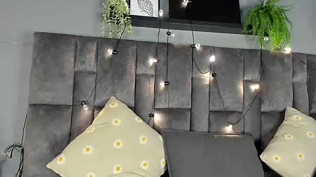 AbbyWathson online show from February 2026 11:43:02 AM