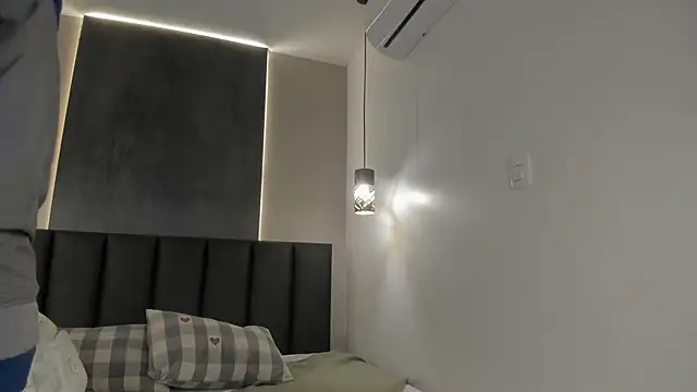 AbbyWathson online show from February 2026 11:54:02 AM