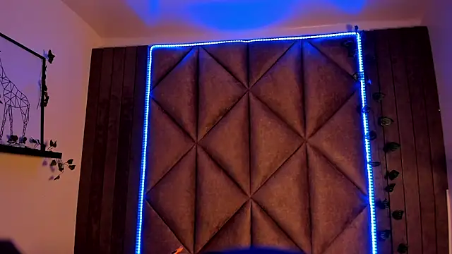 AbbyWathson online show from April 2026 12:01:01 PM