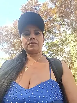 andreu mature online show from June 2026 08:03:01 PM