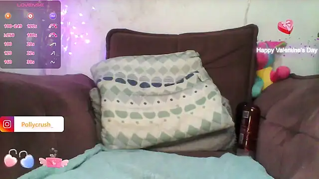 Snapshot of PollyCrush chatting on February 2025 03:07:01 PM PollyCrush online show from February 2025 03:07:01 PM