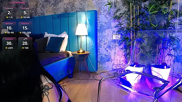 Snapshot of CreamyInkky_ chatting on February 2026 08:11:01 AM CreamyInkky online show from February 2026 08:11:01 AM