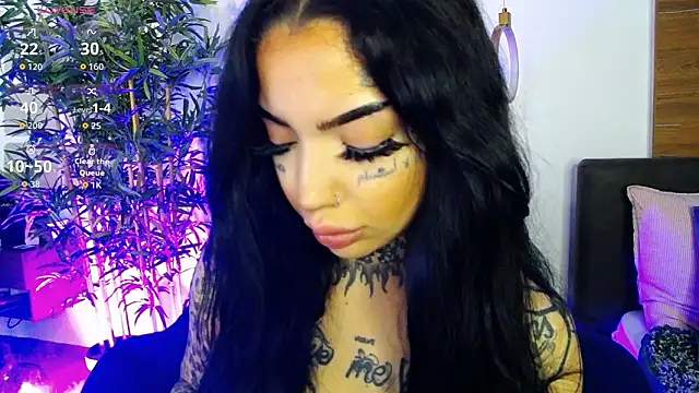 CreamyInkky  online show from March 2026 06:19:02 AM