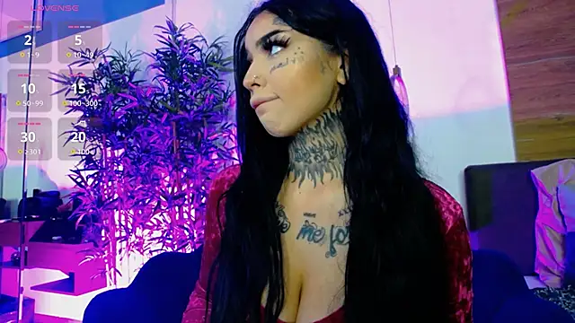 Snapshot of CreamyInkky_ chatting on January 2026 05:47:01 AM CreamyInkky online show from January 2026 05:47:01 AM