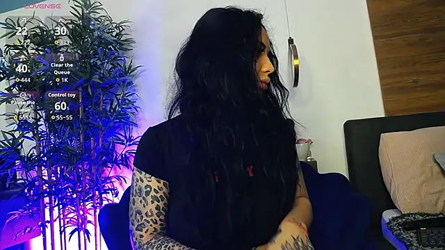 CreamyInkky  online show from April 2026 06:53:01 AM