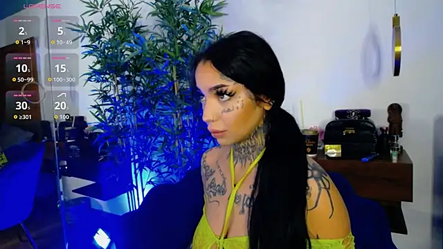 CreamyInkky  online show from December 2025 06:45:02 AM