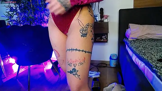 CreamyInkky  online show from March 2026 08:58:01 AM