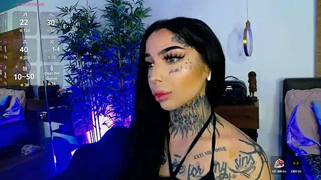 Snapshot of CreamyInkky_ chatting on January 2026 11:24:02 AM CreamyInkky online show from January 2026 11:24:02 AM