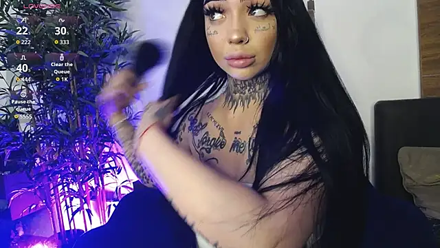 CreamyInkky  online show from April 2026 07:22:01 AM