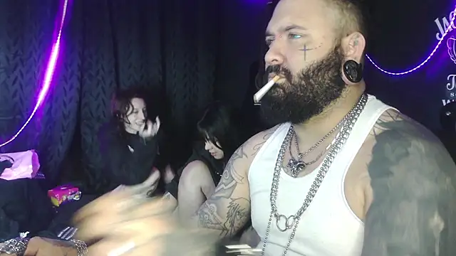 darkclothes online show from October 2025 08:33:01 AM