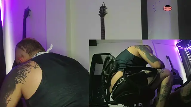 darkclothes online show from December 2024 09:08:02 PM