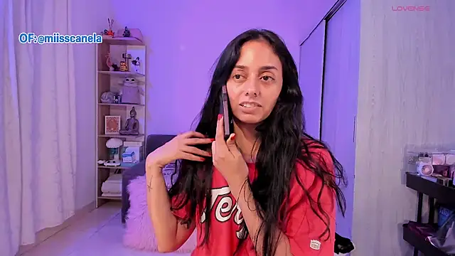Aleja24Evans online show from December 2025 02:07:02 AM