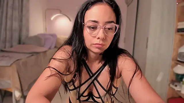 Aleja24Evans online show from March 2026 01:43:02 AM