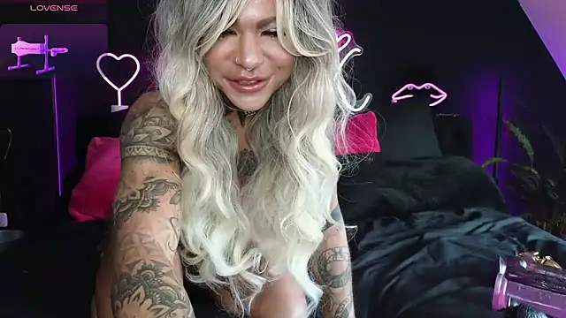 Divina X  online show from March 2025 07:27:02 AM