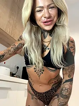 Divina X  online show from December 2025 05:33:01 AM