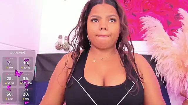 Adams Cloe online show from November 2025 10:41:02 AM