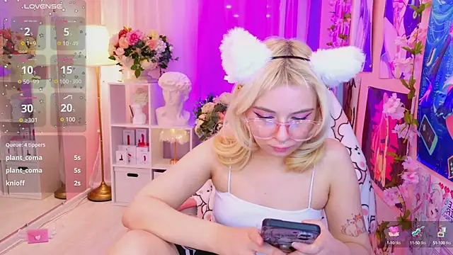 Snapshot of Coconut_Mia chatting on February 2025 05:01:01 AM Coconut Mia online show from February 2025 05:01:01 AM