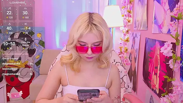 Snapshot of Coconut_Mia chatting on March 2025 04:13:01 AM Coconut Mia online show from March 2025 04:13:01 AM