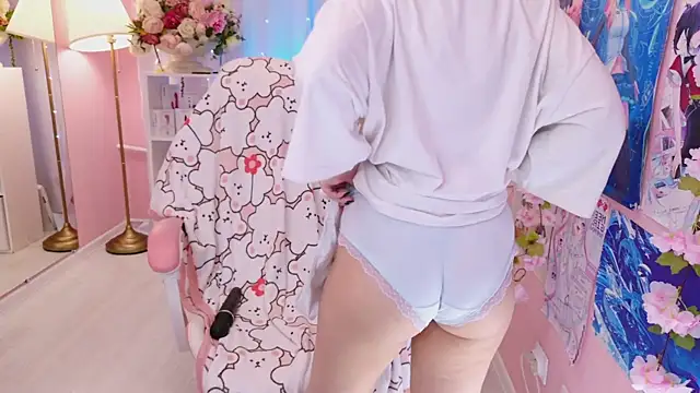 Snapshot of Coconut_Mia chatting on November 2025 02:18:01 PM Coconut Mia online show from November 2025 02:18:01 PM