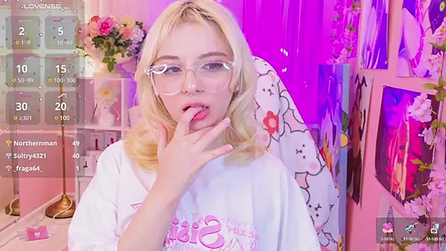 Snapshot of Coconut_Mia chatting on March 2025 12:27:02 AM Coconut Mia online show from March 2025 12:27:02 AM