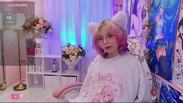 Snapshot of Coconut_Mia chatting on October 2025 02:18:01 PM Coconut Mia online show from October 2025 02:18:01 PM