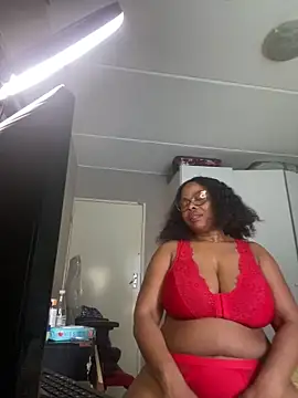Nomthie online show from September 2025 02:23:02 PM