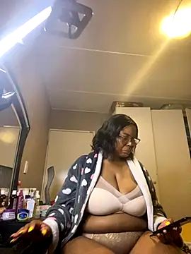Nomthie online show from October 2025 07:47:01 PM