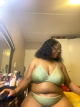 Nomthie online show from September 2025 05:41:02 PM